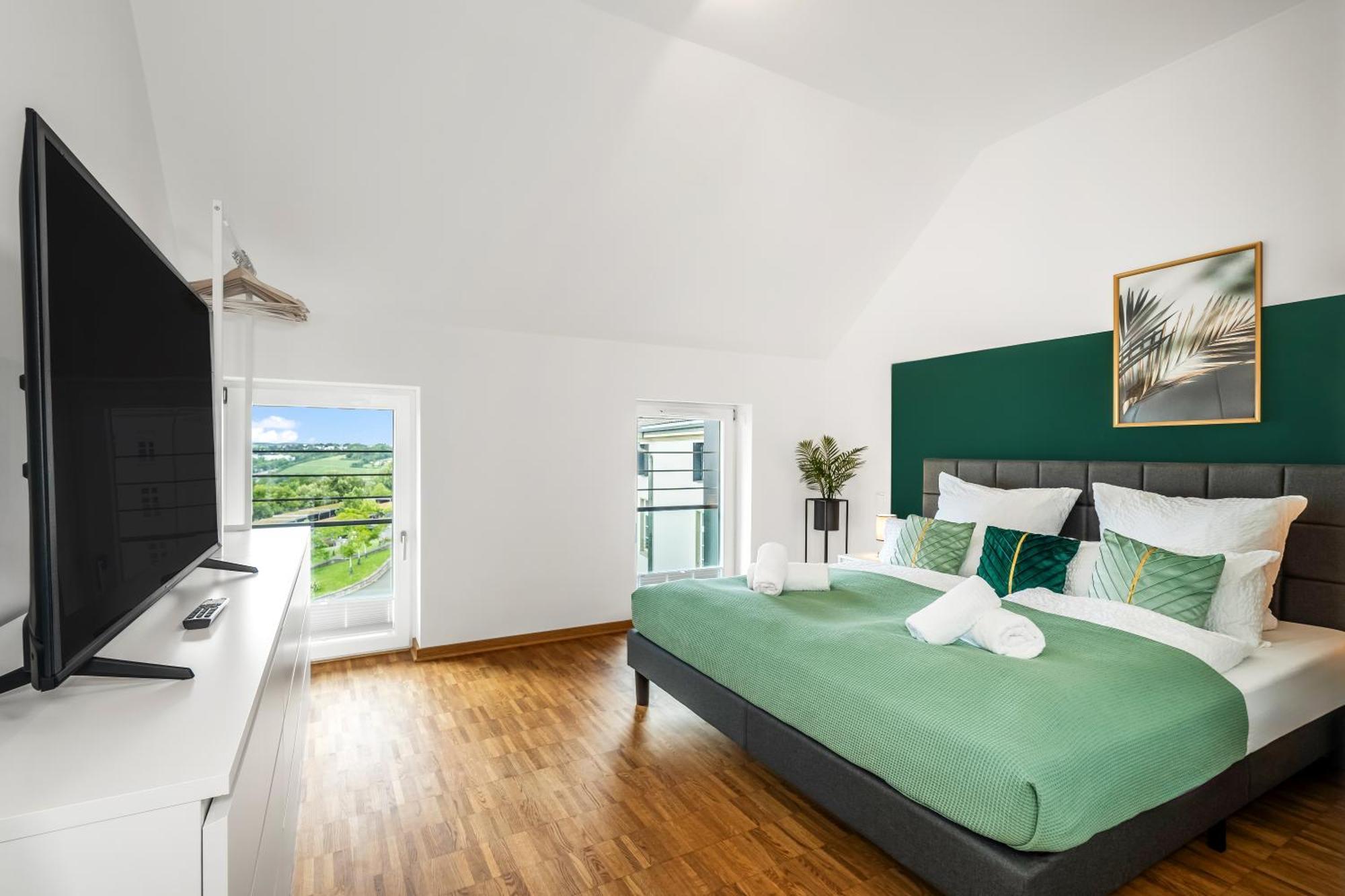 Apartamento Dnd Design Loft I 170Qm I Parken I Balkon I Workstation I Netflix I Kaffee I Waschmaschine I Trockner I Xbox I Ausblick Wurzburgo Exterior foto