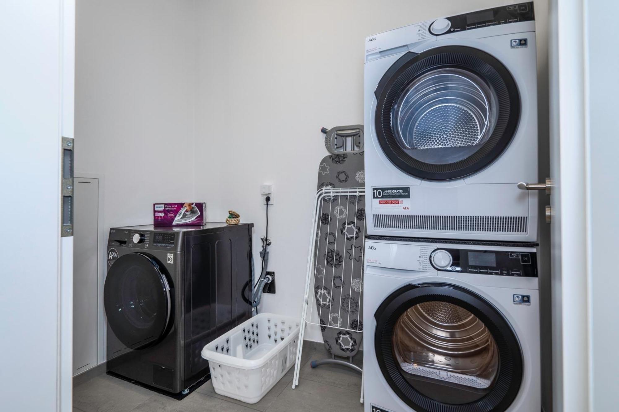 Apartamento Dnd Design Loft I 170Qm I Parken I Balkon I Workstation I Netflix I Kaffee I Waschmaschine I Trockner I Xbox I Ausblick Wurzburgo Exterior foto